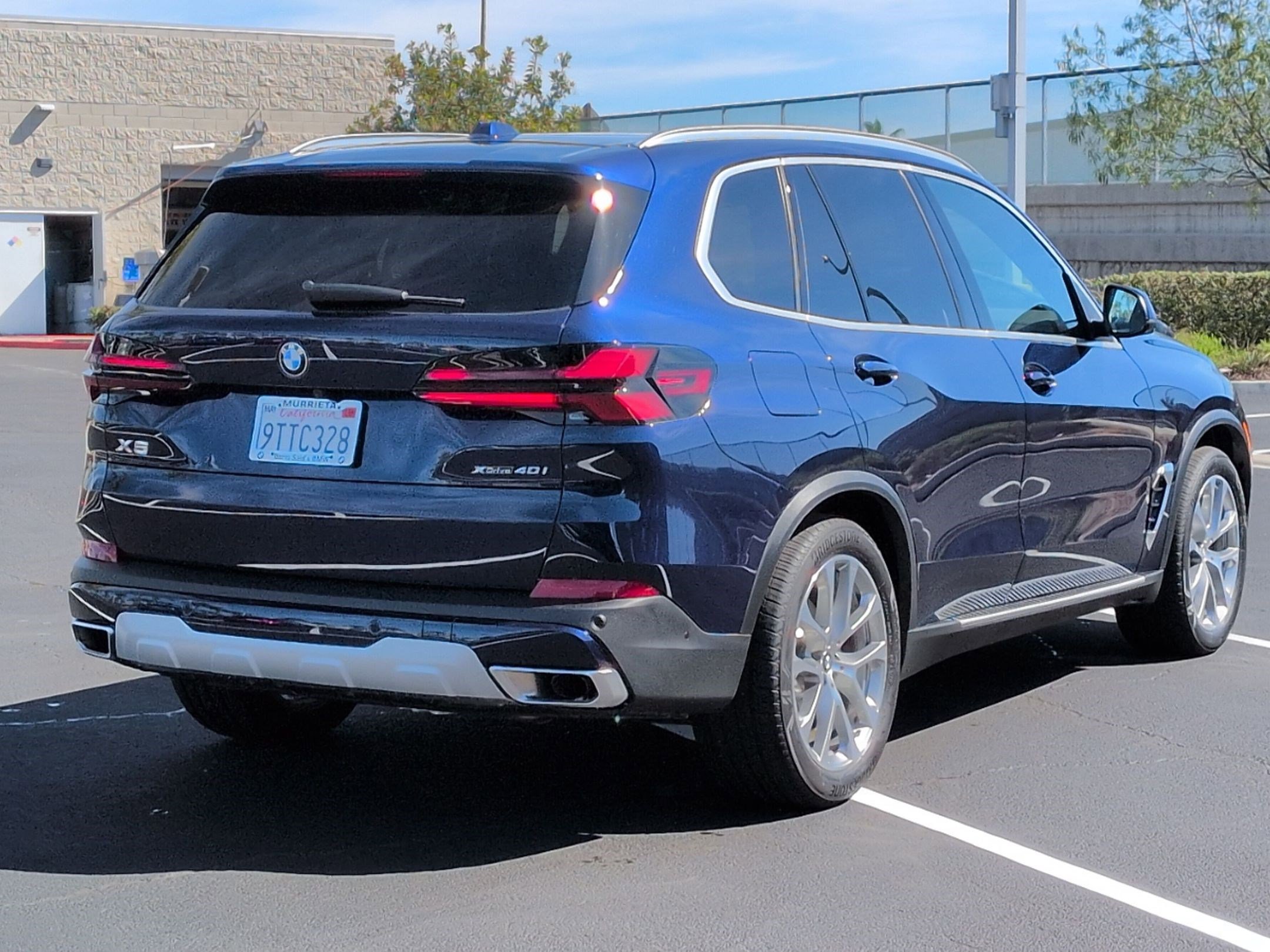 Used 2026 BMW X5 xDrive40i w/ Premium Package image 10