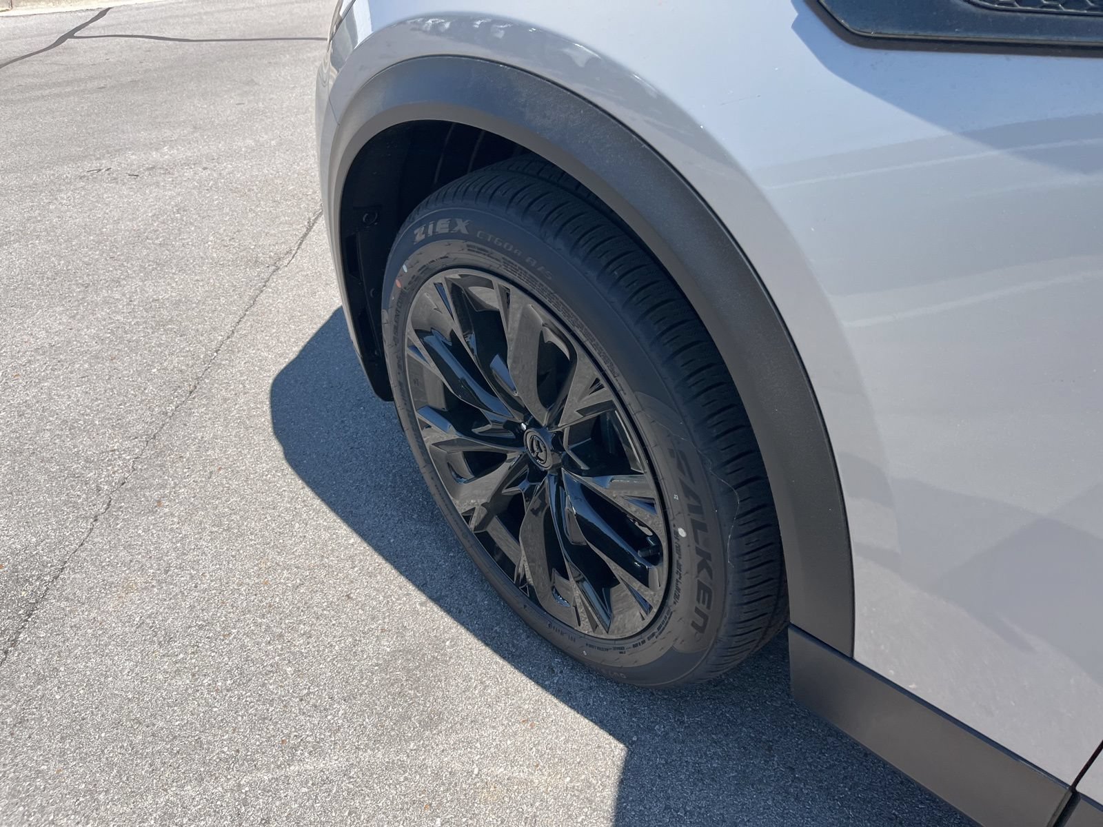 New 2026 MAZDA CX-90 Plug-In Hybrid w/Premium Sport AWD/4WD image 4