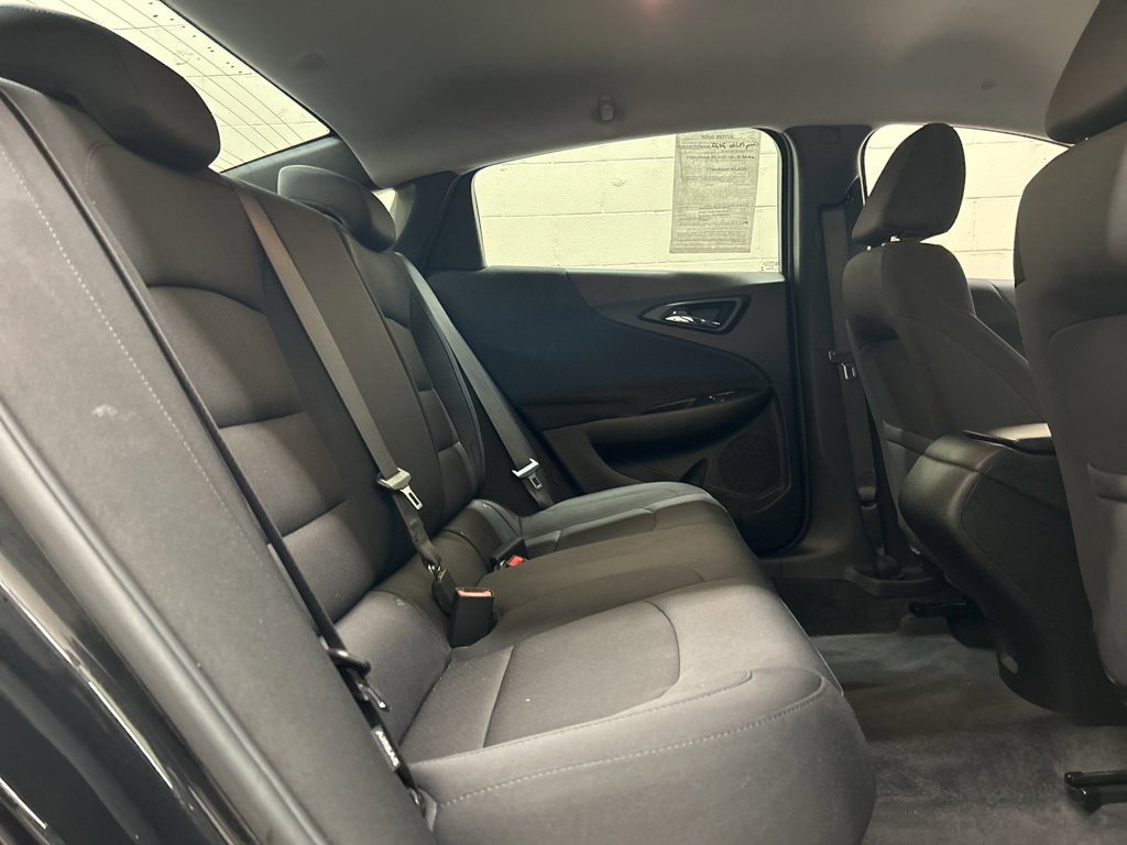 Used 2022 Chevrolet Malibu RS image 9
