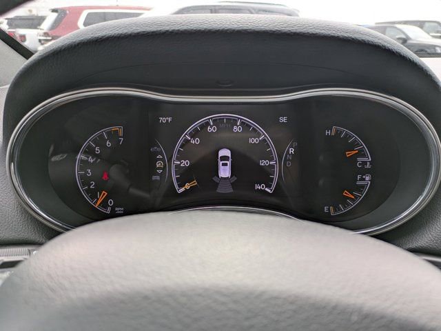 Used 2020 Jeep Grand Cherokee Limited image 24