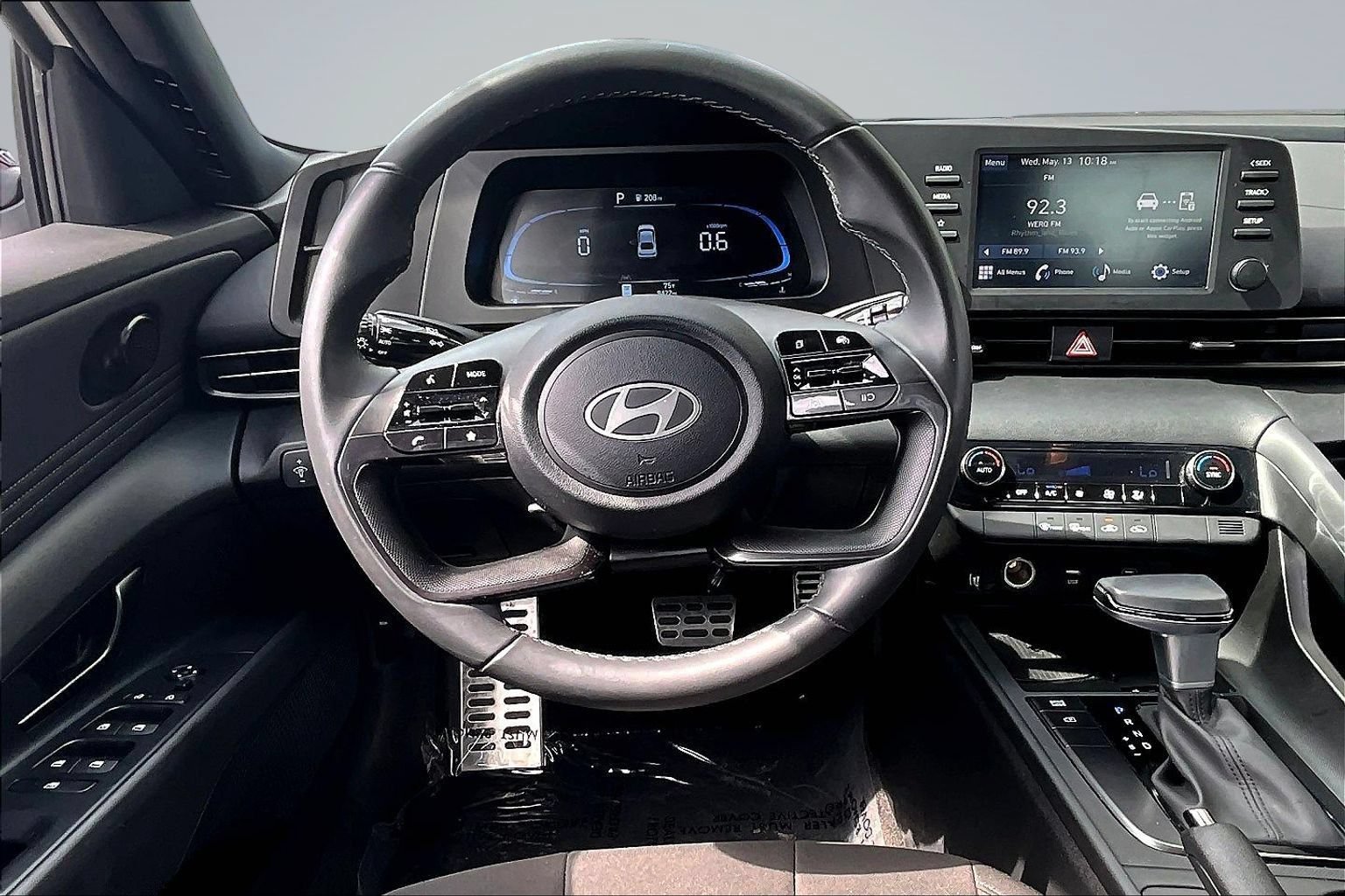 Used 2025 Hyundai Elantra Sport FWD image 9