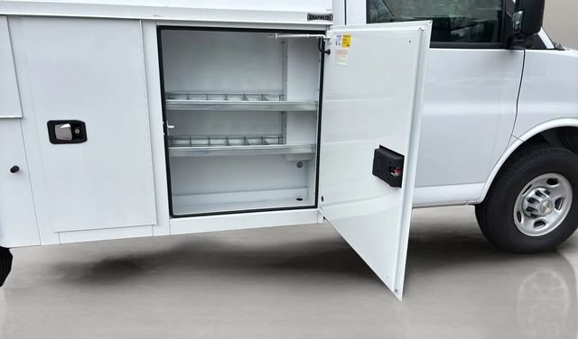 New 2025 Chevrolet Express 3500 w/ Power Convenience Package RWD image 26