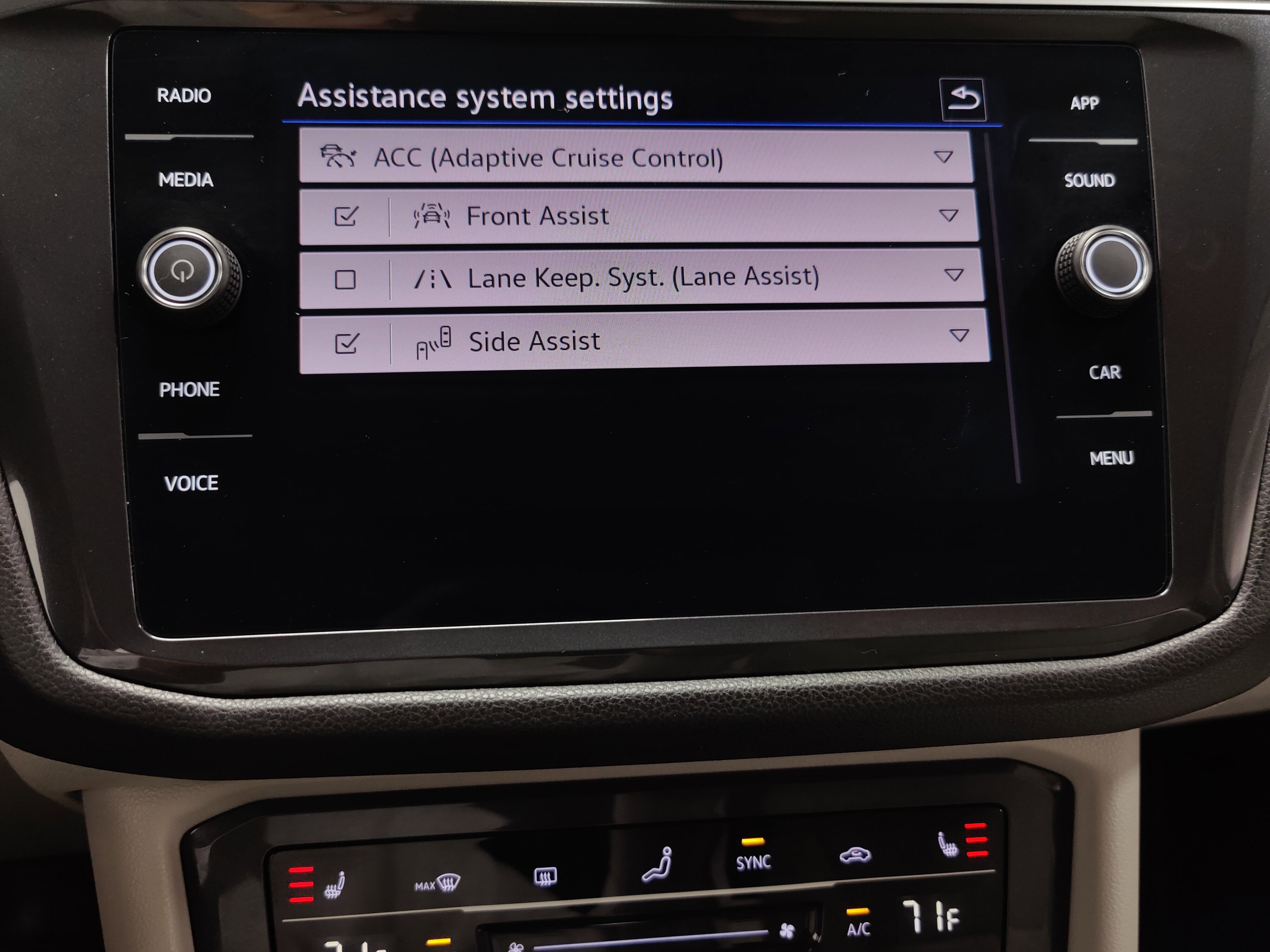 Certified 2023 Volkswagen Tiguan SE AWD/4WD image 19