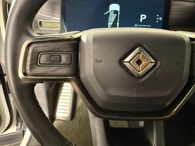 Used 2023 Rivian R1S Adventure AWD/4WD image 16