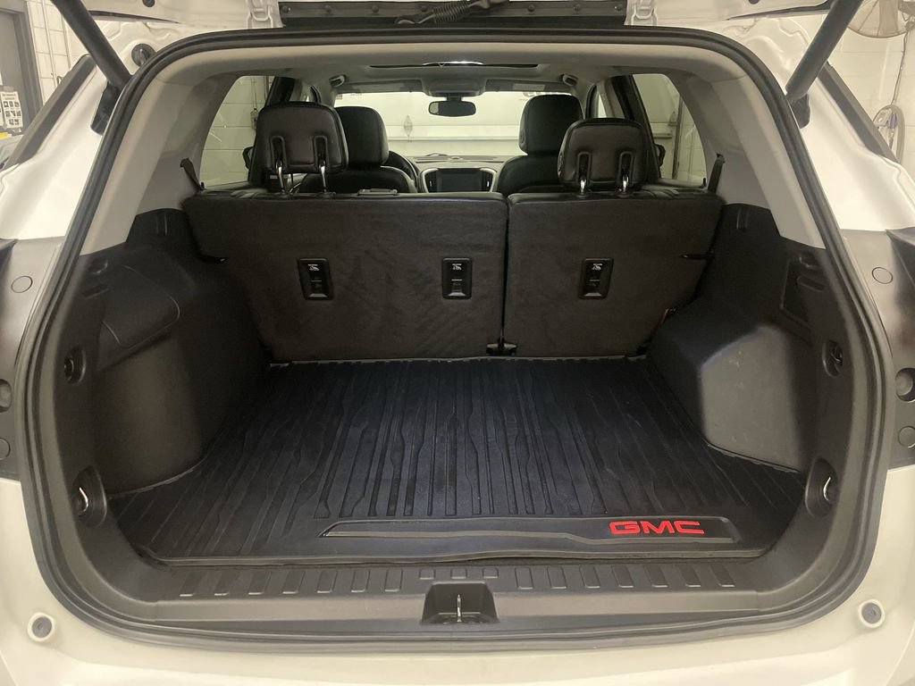 Used 2019 GMC Terrain SLT w/ Preferred Package AWD/4WD image 21