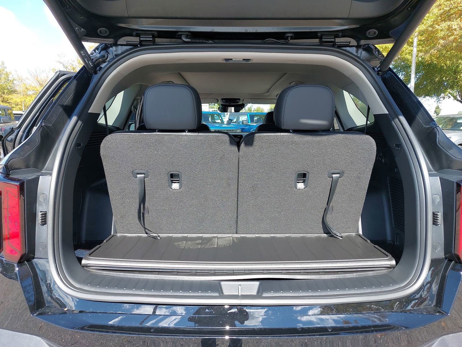 New 2026 Kia Sorento EX w/ EX Premium Package FWD image 14