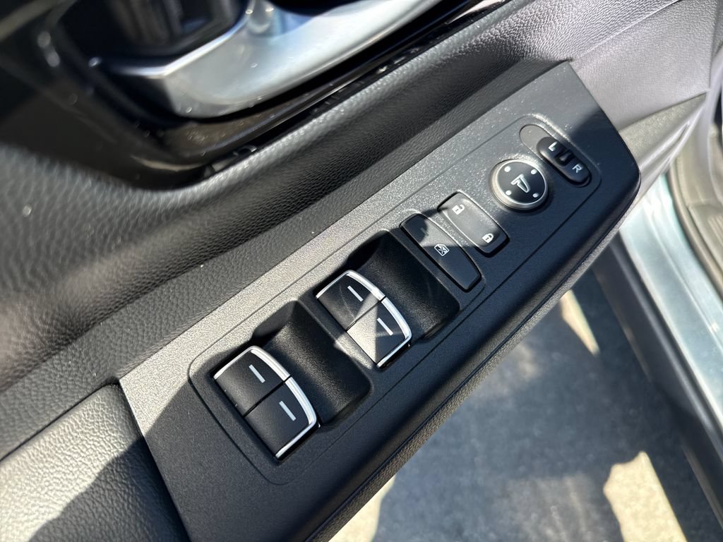 Used 2023 Honda CR-V Sport Touring image 18