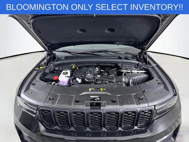 New 2025 Jeep Grand Cherokee Altitude w/ Trailer Tow Package image 29