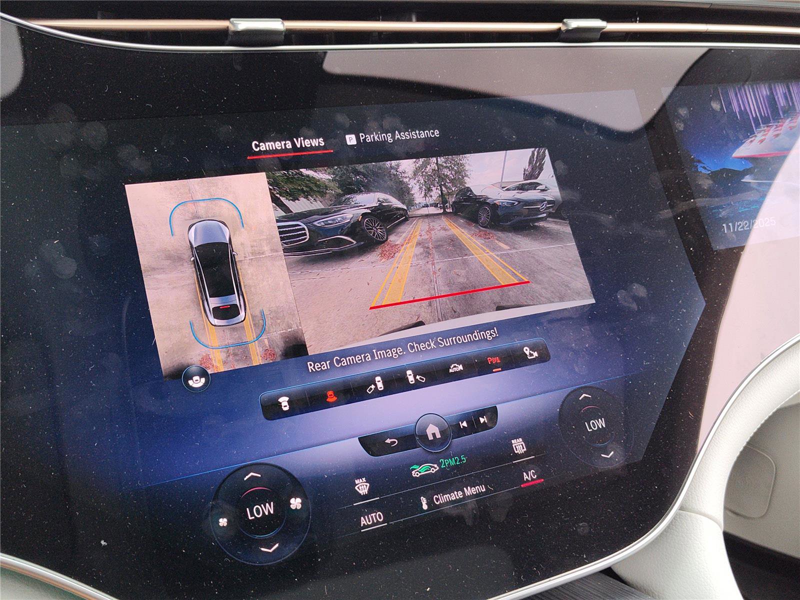 New 2022 Mercedes-Benz EQS 580 4MATIC Sedan image 26