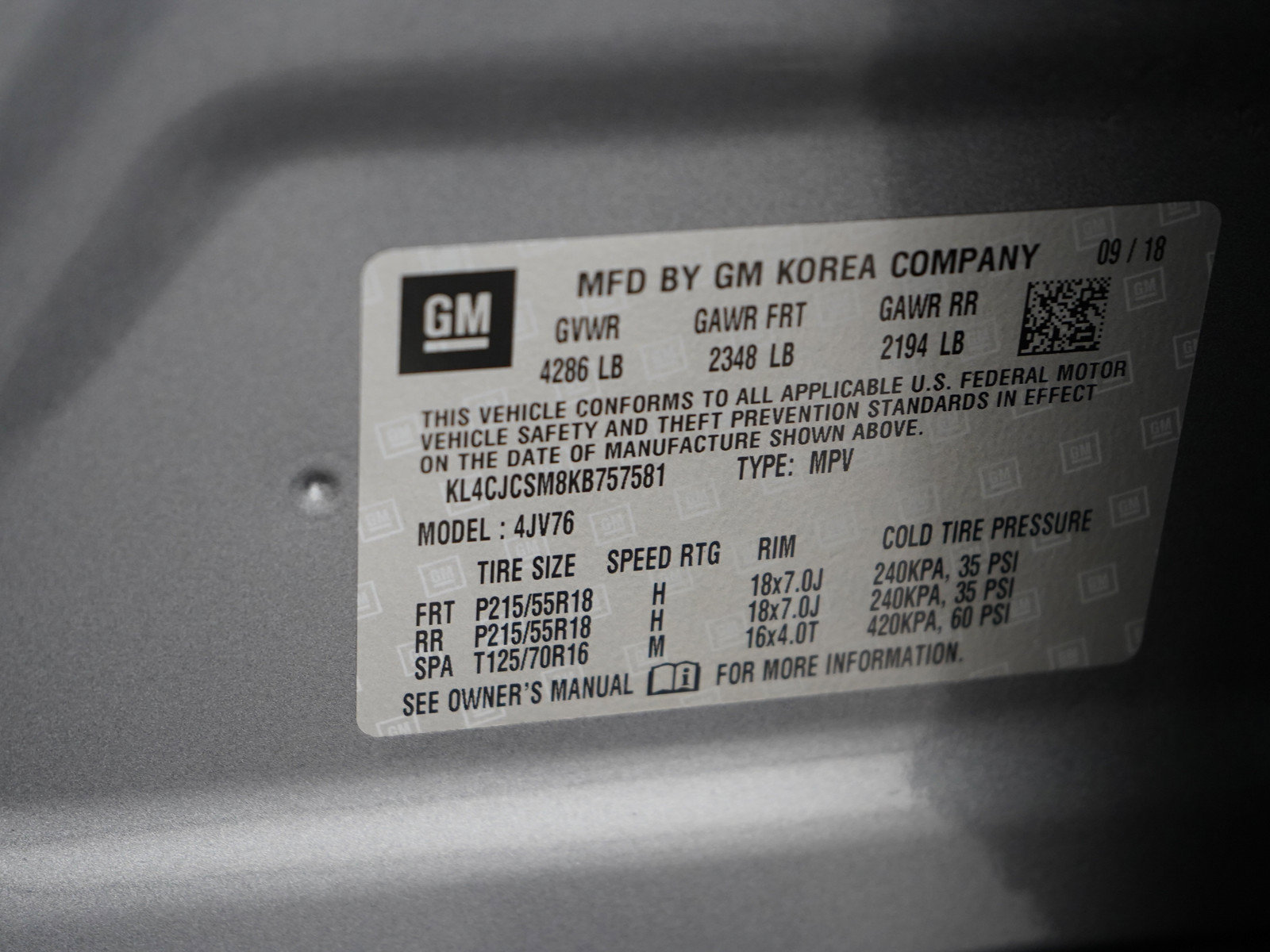 Used 2019 Buick Encore Essence w/ Safety Package II FWD image 27