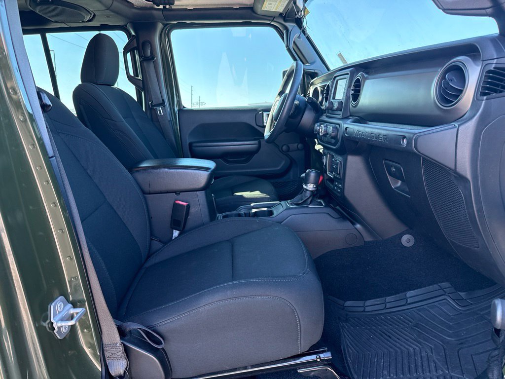 Used 2021 Jeep Wrangler Unlimited Sport AWD/4WD image 10