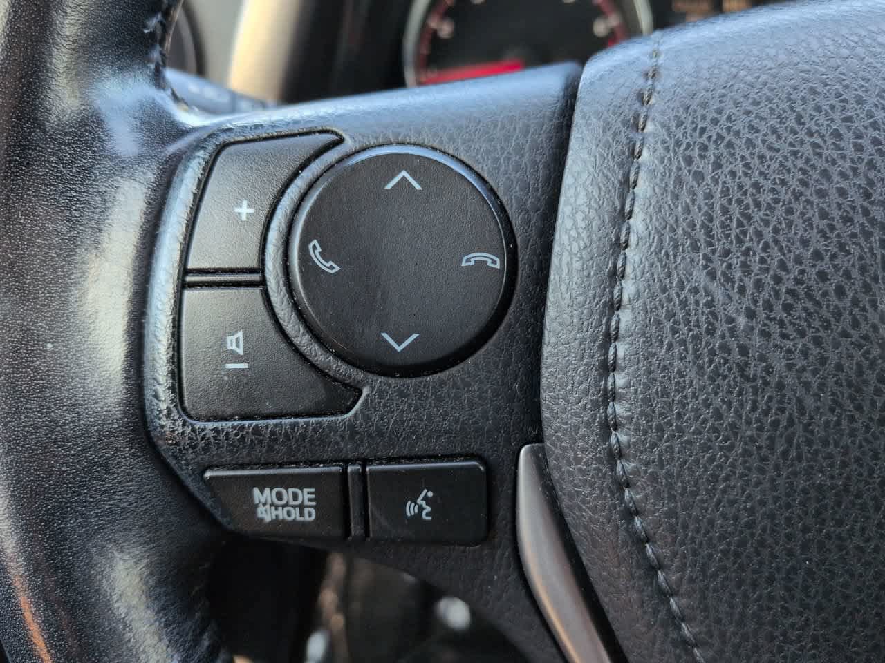 Certified 2016 Toyota RAV4 SE FWD image 24