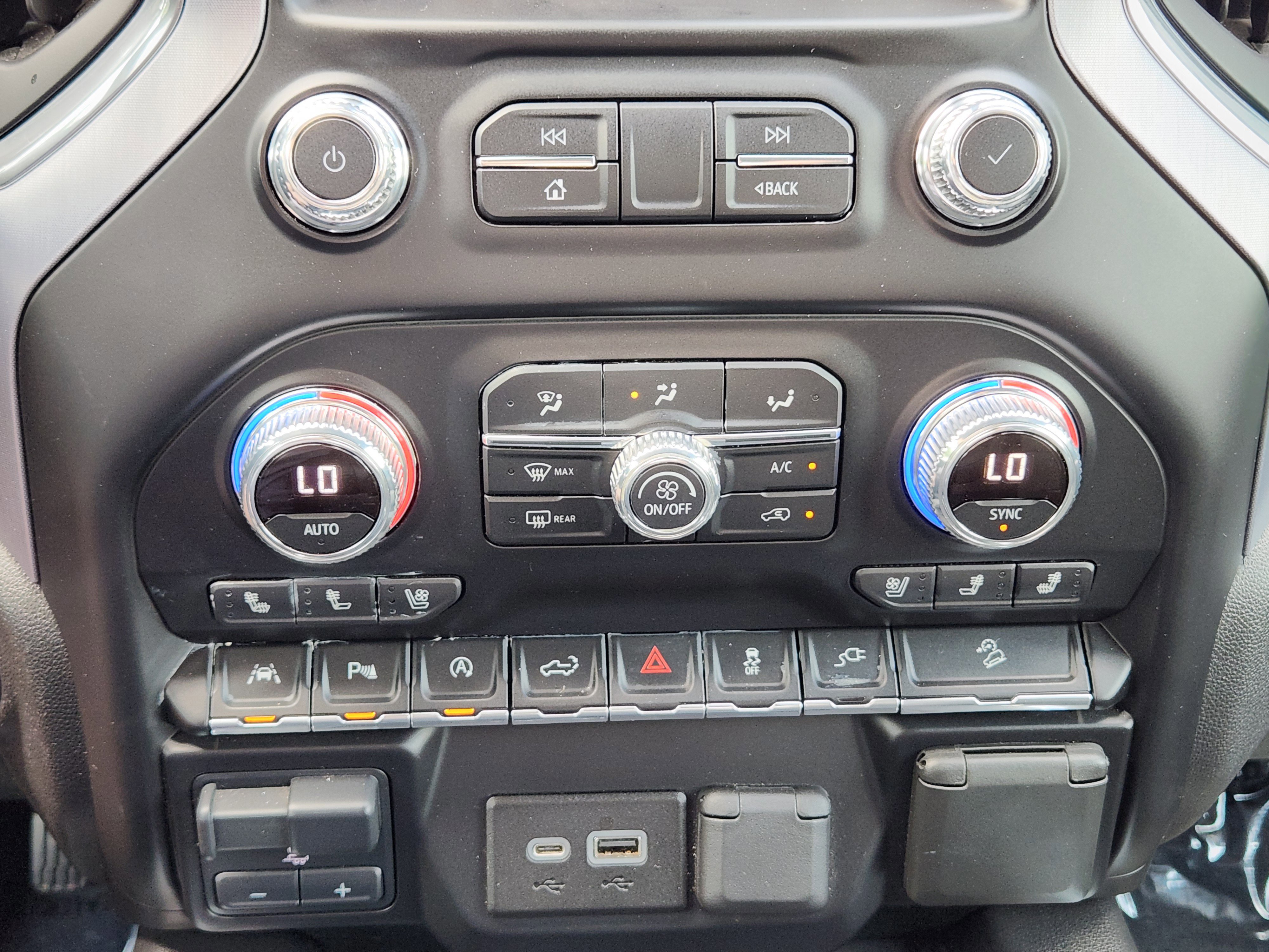 Used 2020 GMC Sierra 1500 SLT AWD/4WD image 12