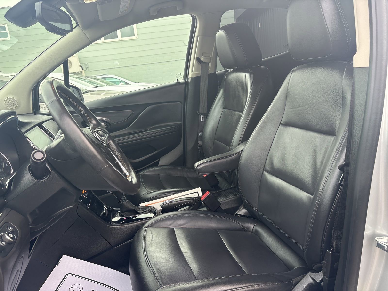 Used 2017 Buick Encore Essence image 10