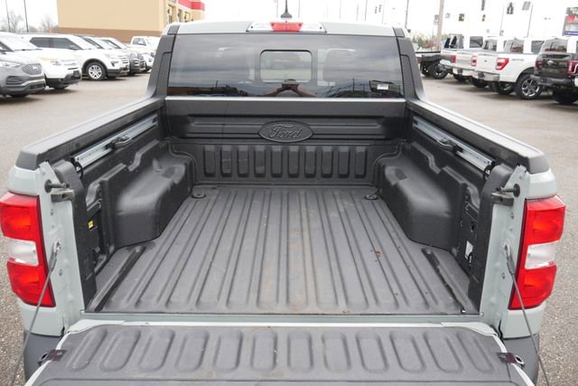 Used 2024 Ford Maverick Lariat image 11