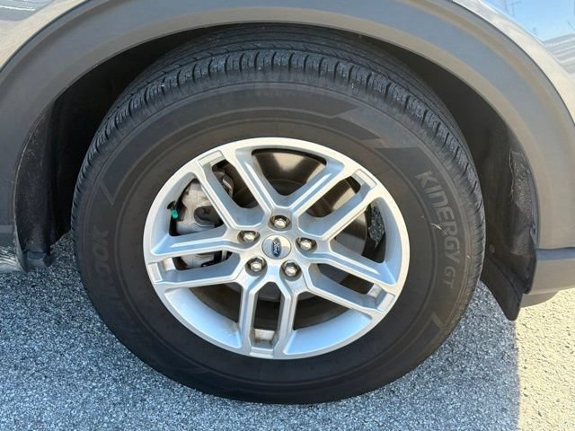 Used 2025 Ford Explorer Active w/ Active Comfort Package RWD image 10