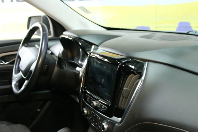 Used 2021 Chevrolet Traverse LT w/ LPO, Floor Liner Package AWD/4WD image 10