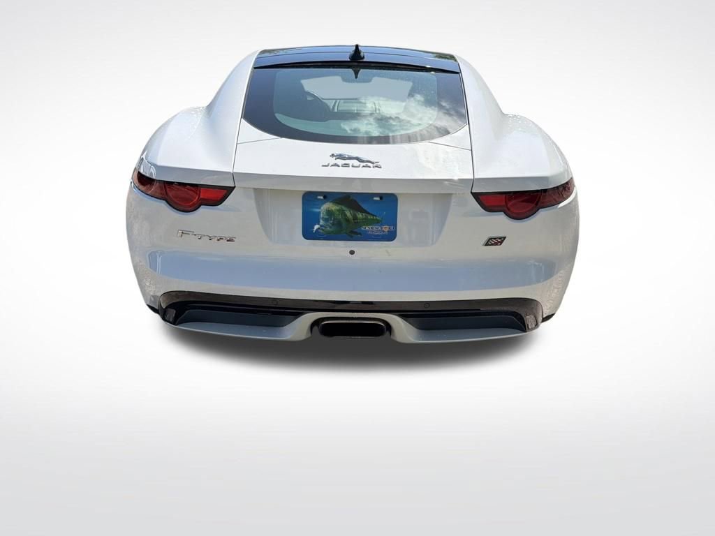 Used 2020 Jaguar F-TYPE Checkered Flag image 7