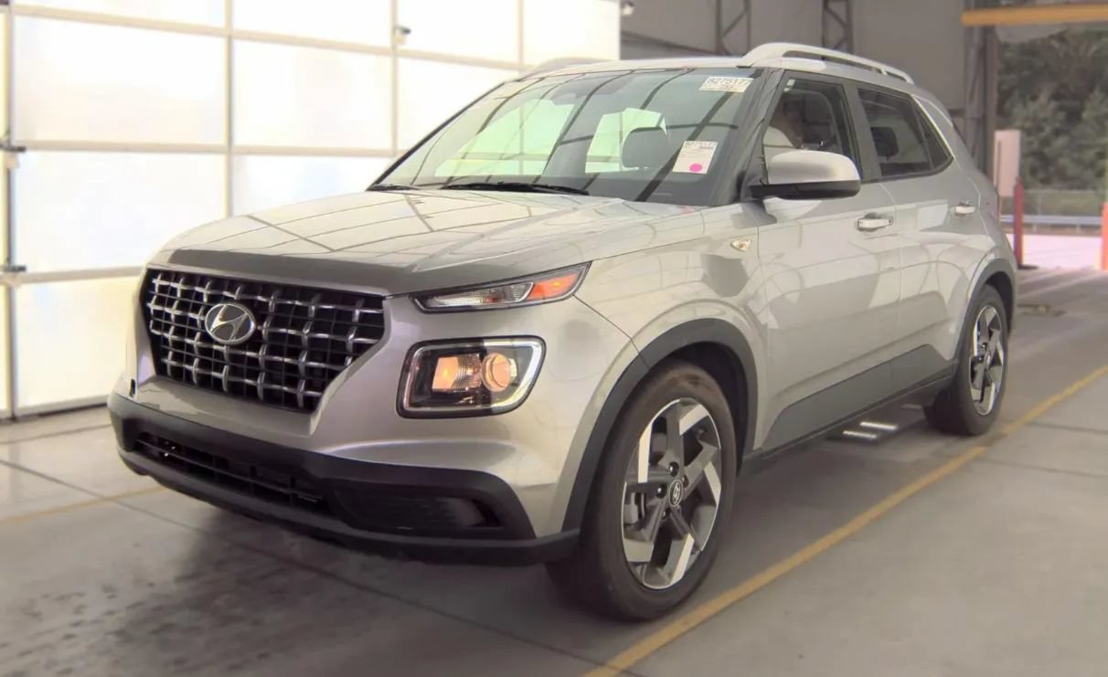 Used 2026 Hyundai Venue SEL