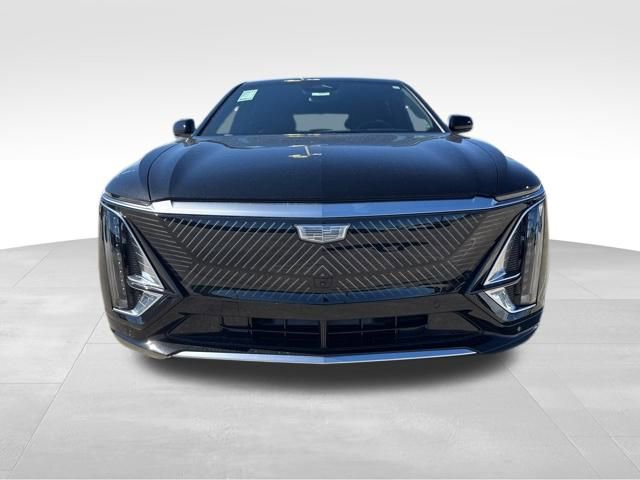 New 2026 Cadillac Lyriq Luxury w/ LPO, Floor Liner Package image 4