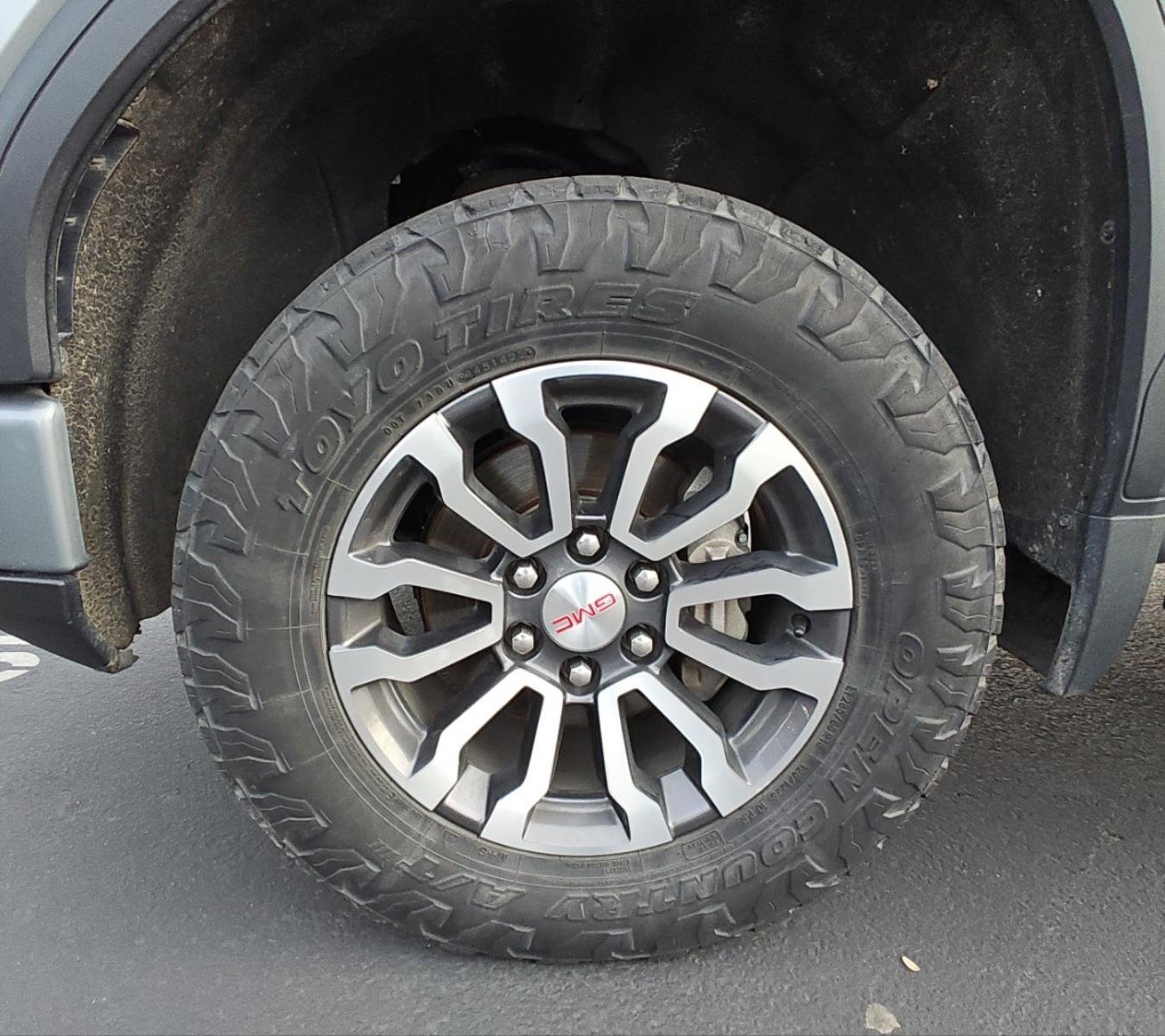 Used 2023 GMC Sierra 1500 AT4 w/ AT4 Premium Package AWD/4WD image 25