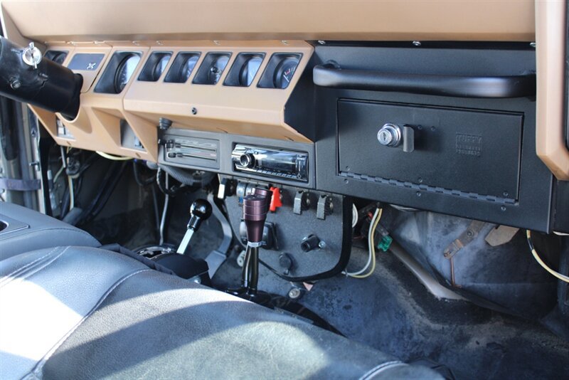 Used 1988 Jeep Wrangler Sahara AWD/4WD image 28