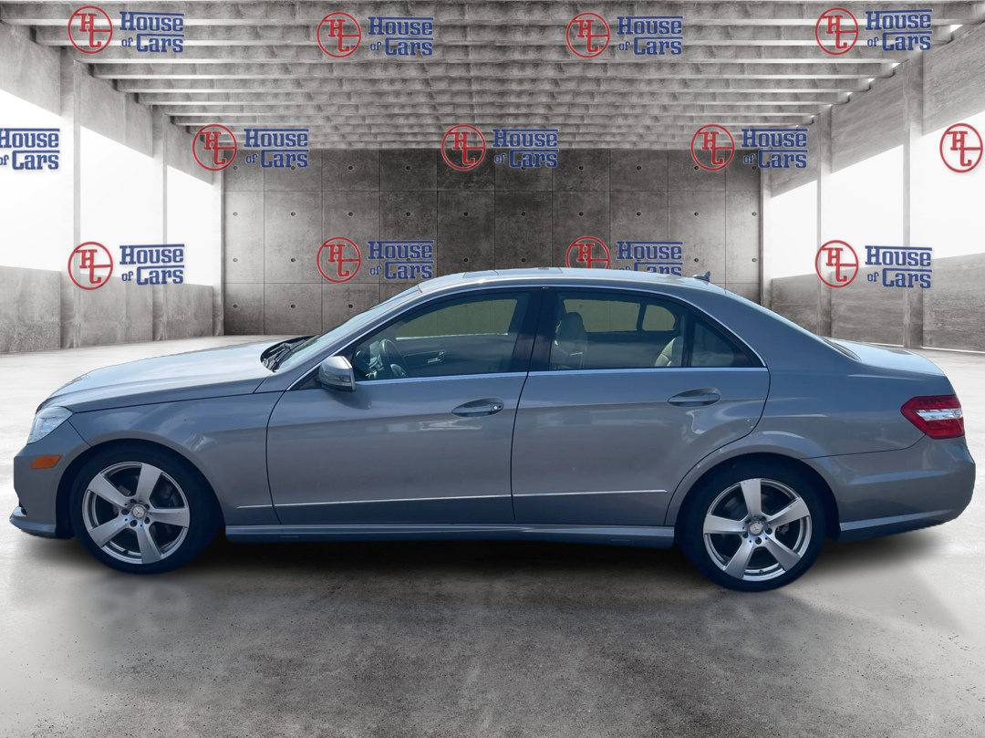 Used 2010 Mercedes-Benz E 350 4MATIC Sedan image 8