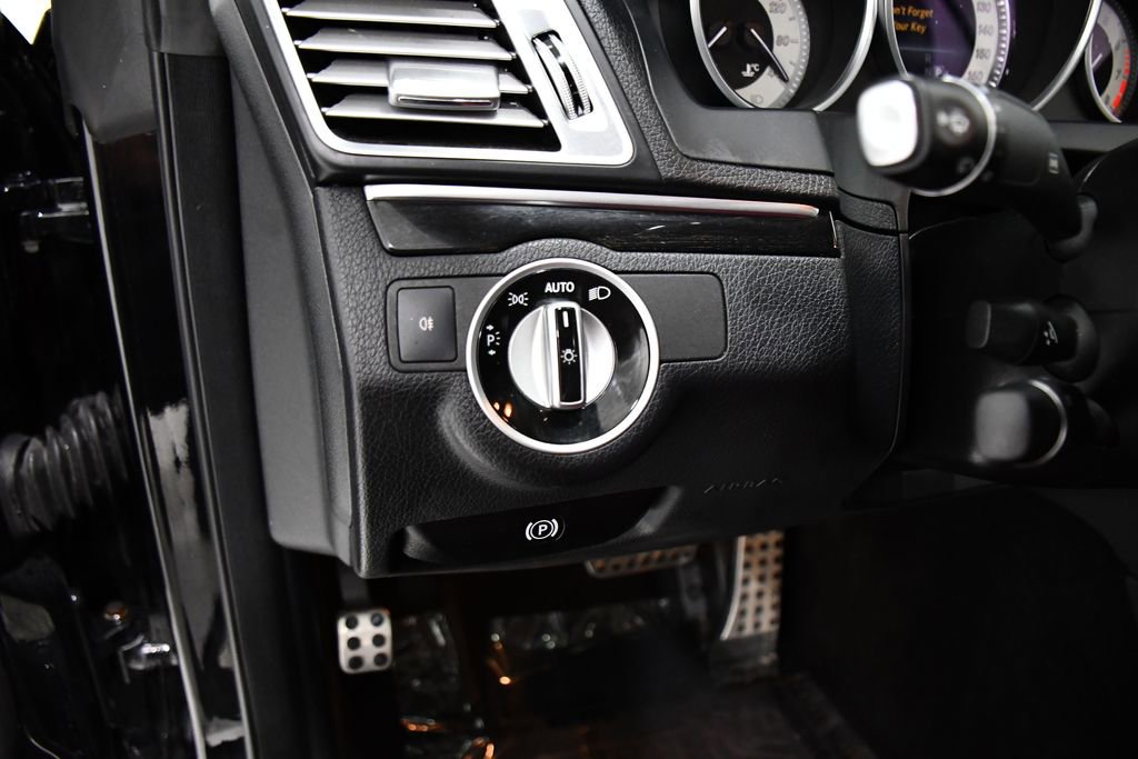 Used 2016 Mercedes-Benz E 400 4MATIC Coupe image 11