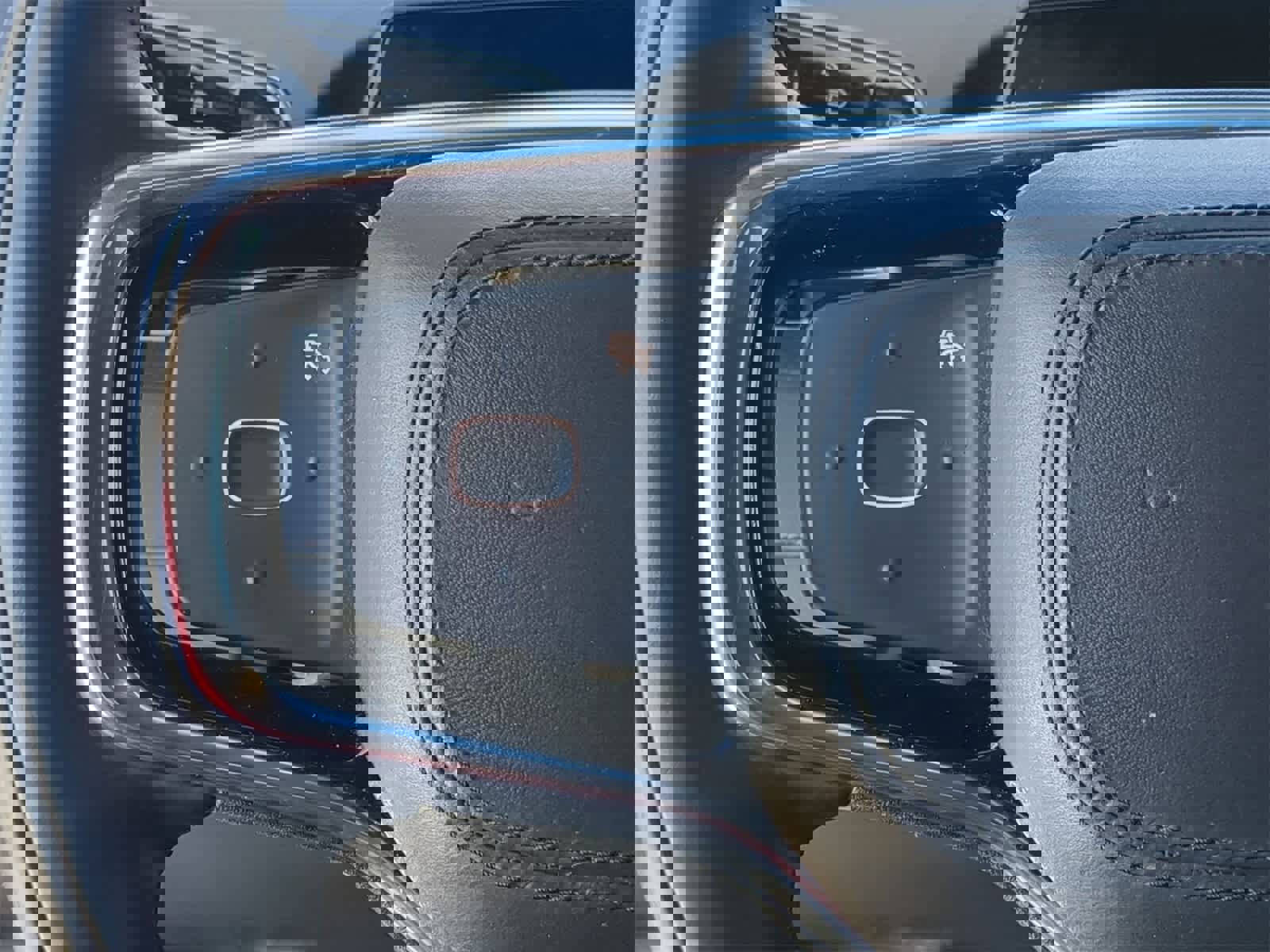 Used 2024 Lincoln Nautilus Reserve w/ Equipment Group 202A image 30