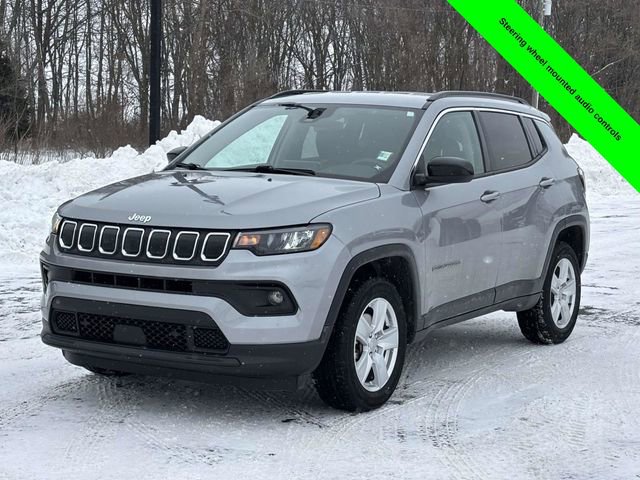 Used 2022 Jeep Compass Latitude image 29