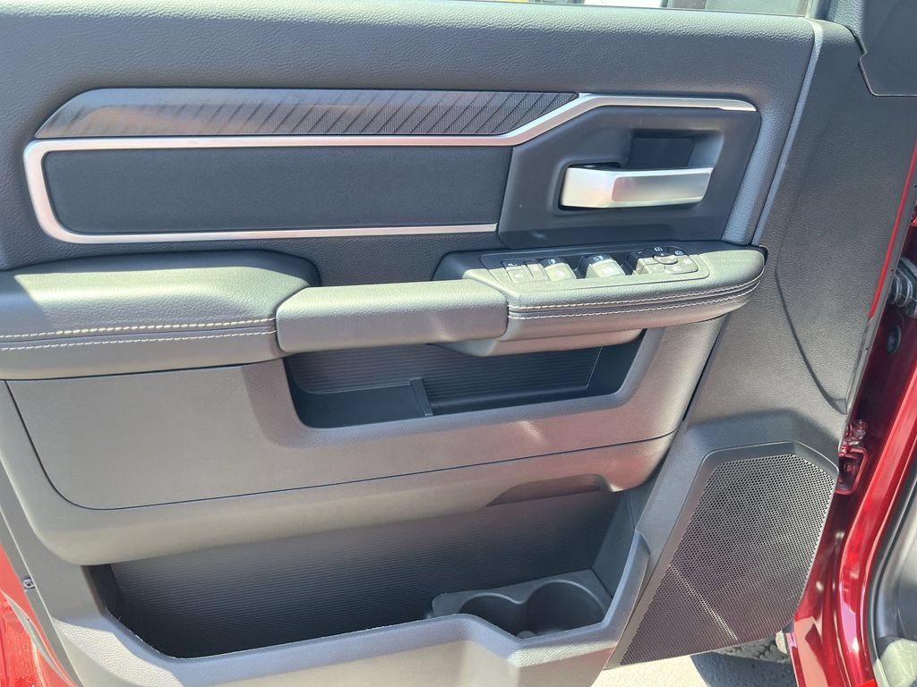 New 2026 RAM 2500 Big Horn AWD/4WD image 13