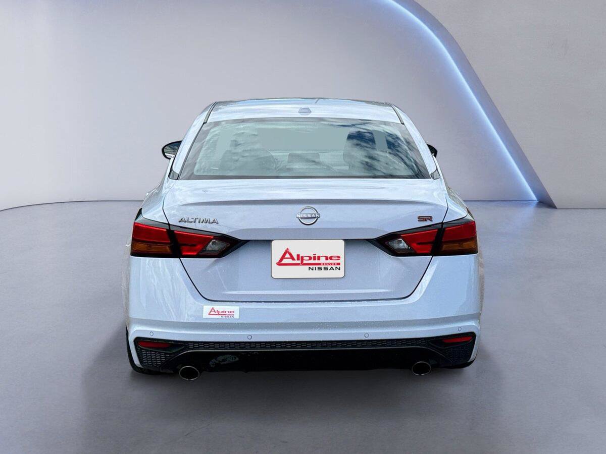 Used 2024 Nissan Altima 2.5 SR FWD image 4