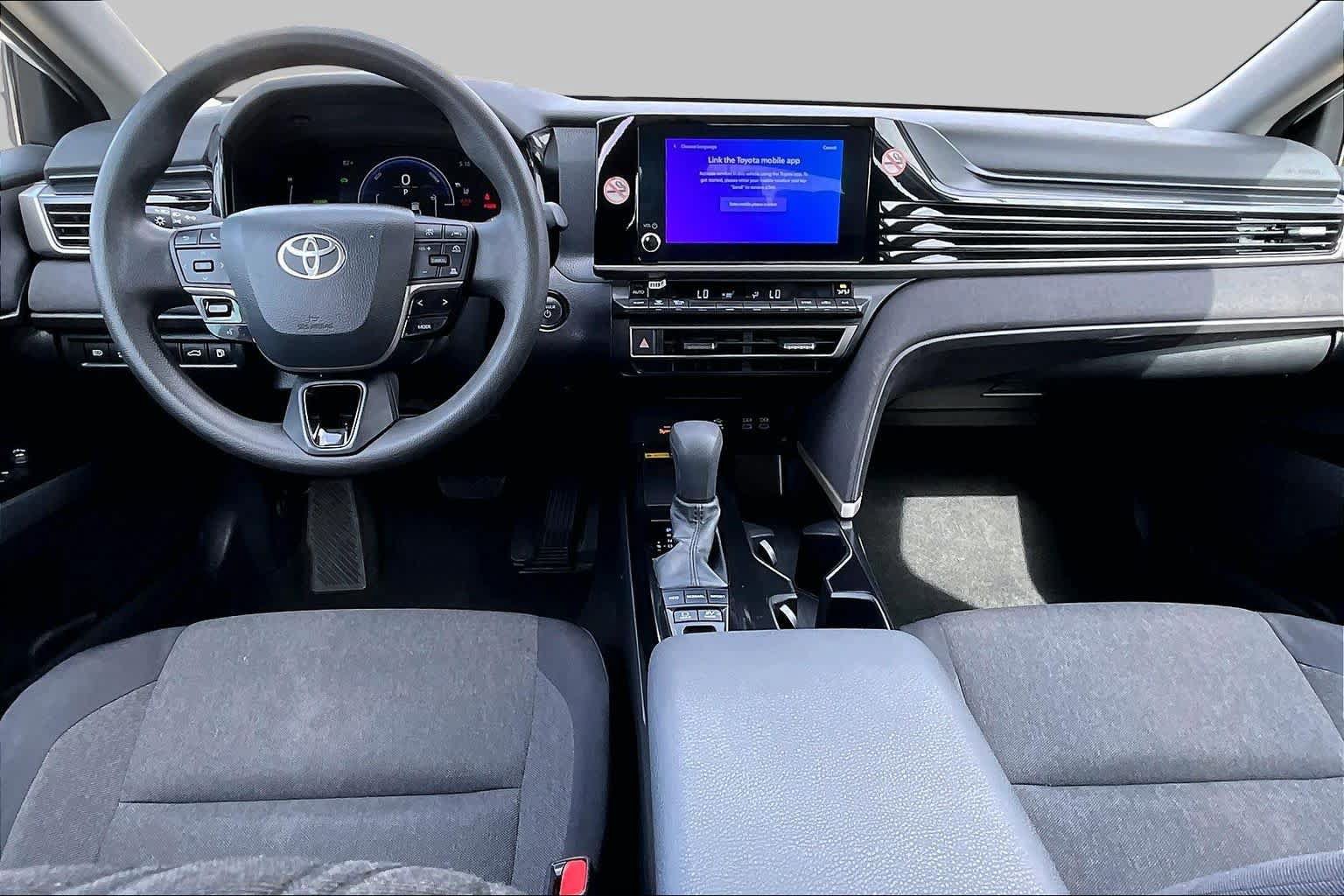 Used 2025 Toyota Camry LE FWD image 14