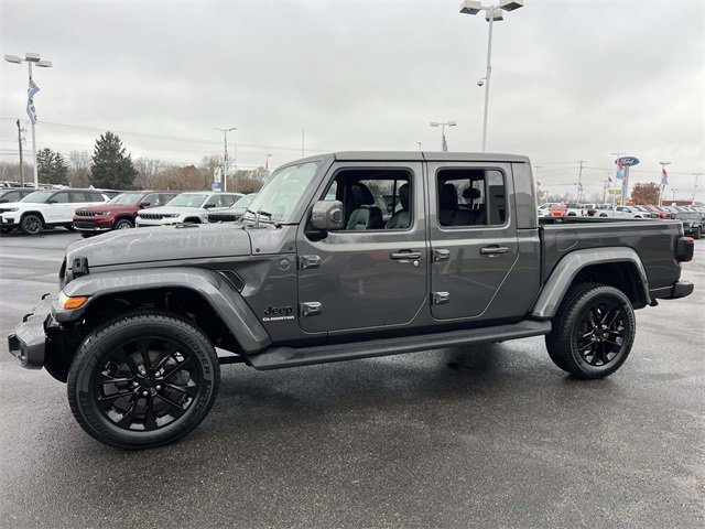 Used 2021 Jeep Gladiator Overland image 3