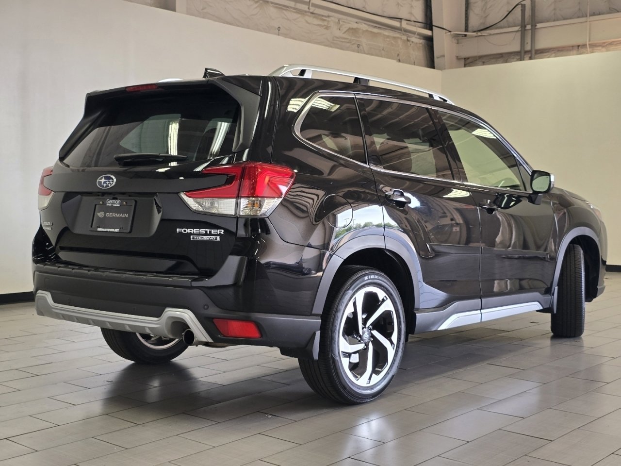 Used 2023 Subaru Forester Touring AWD/4WD image 16