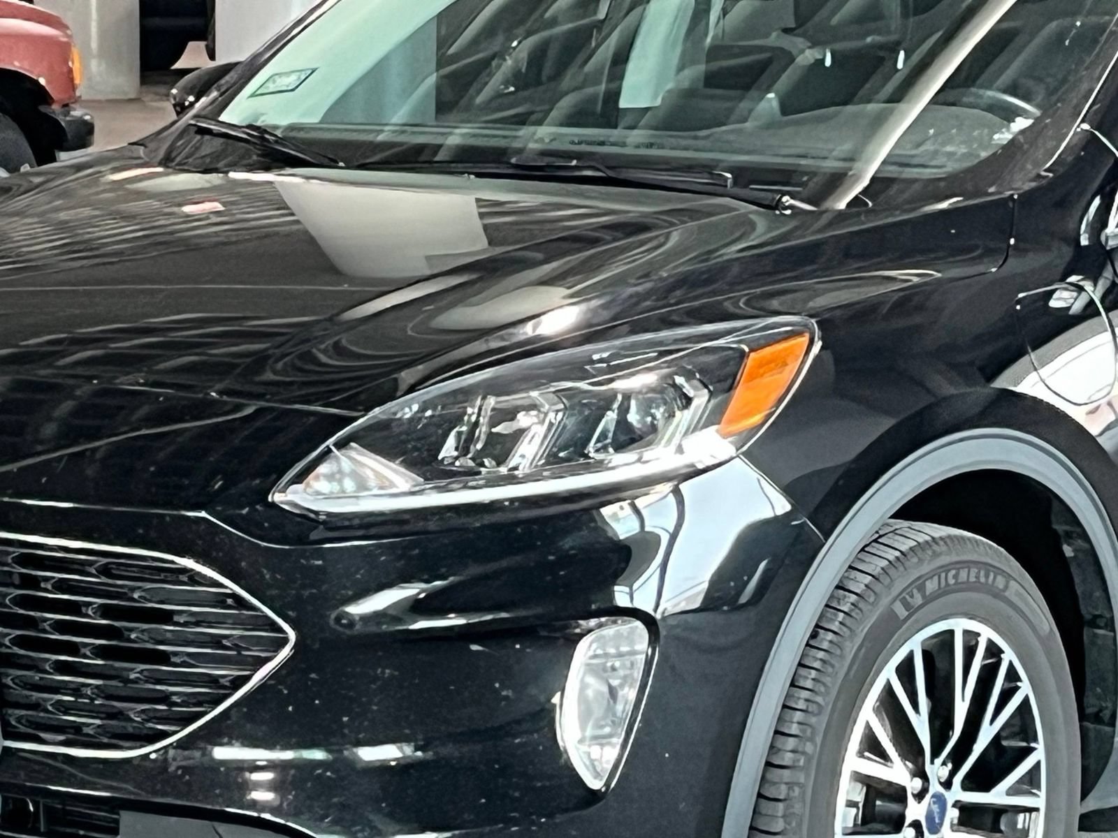 Used 2022 Ford Escape SEL w/ Technology Package FWD image 5
