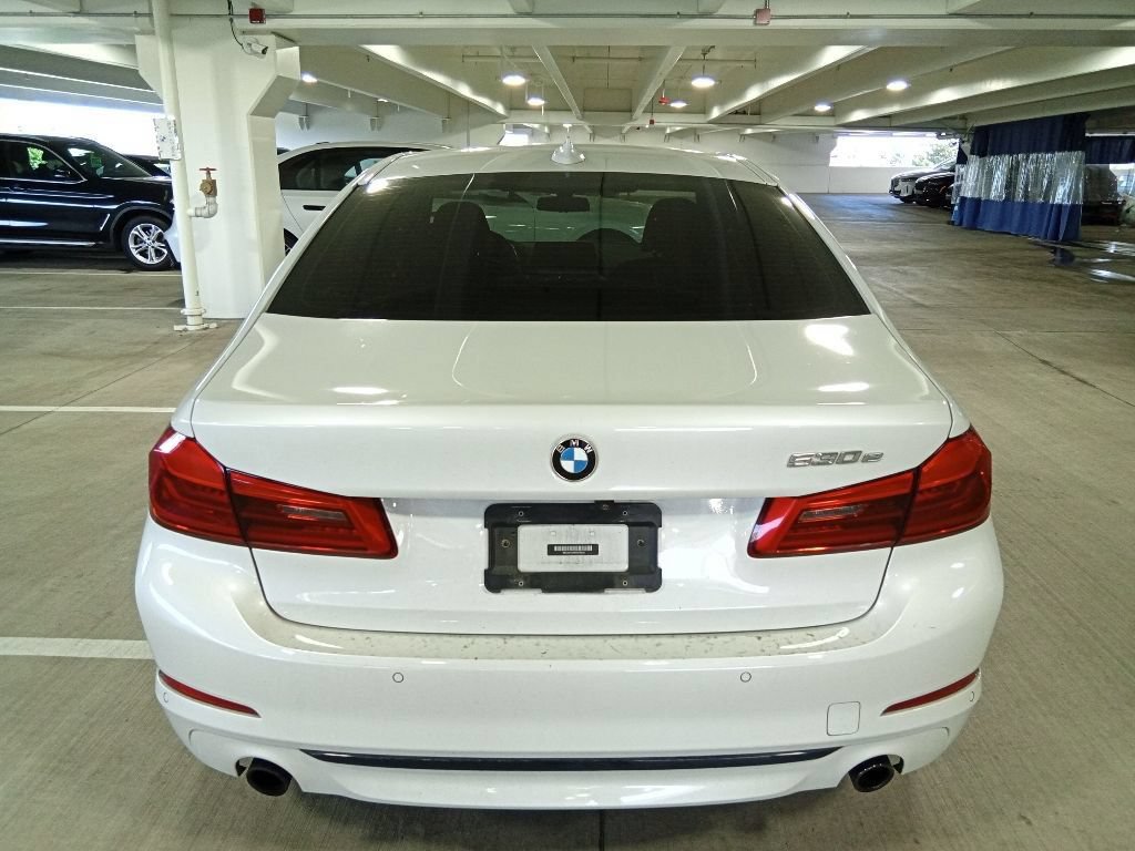 Used 2019 BMW 530e xDrive w/ Convenience Package AWD/4WD image 6