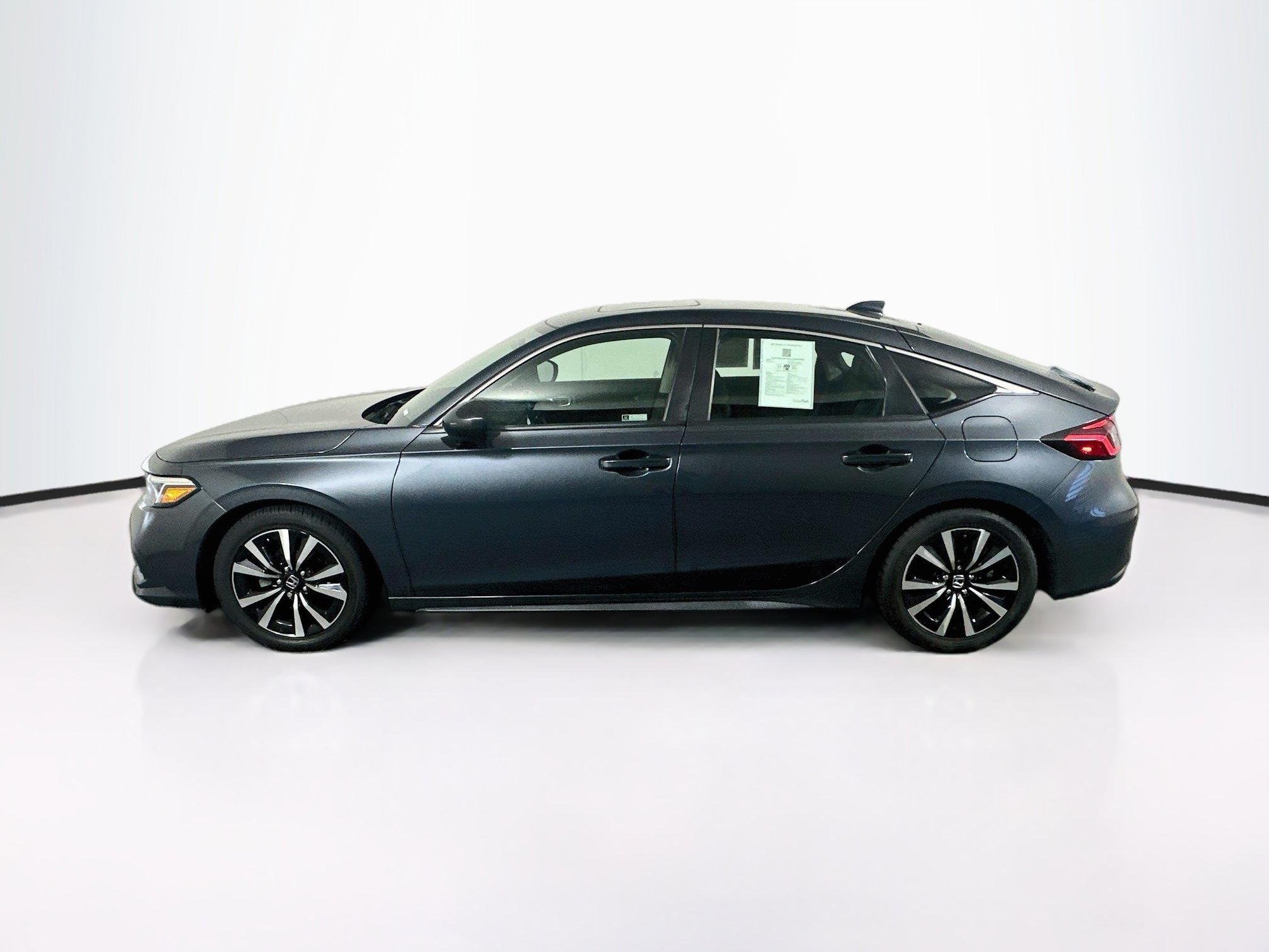 Used 2023 Honda Civic EX-L image 4