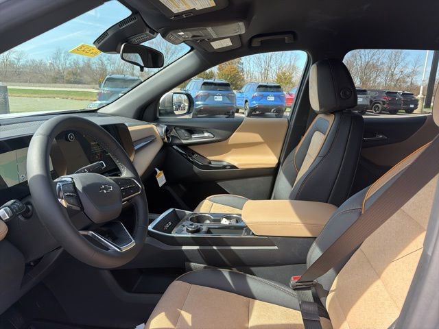 New 2026 Chevrolet Equinox ACTIV w/ LPO, Floor Liner Package image 14