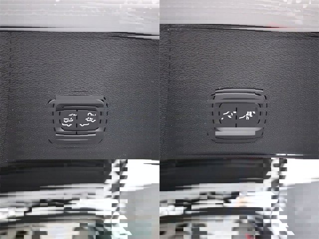 New 2025 Volvo XC40 B5 Plus w/ Protection Package Premier image 32