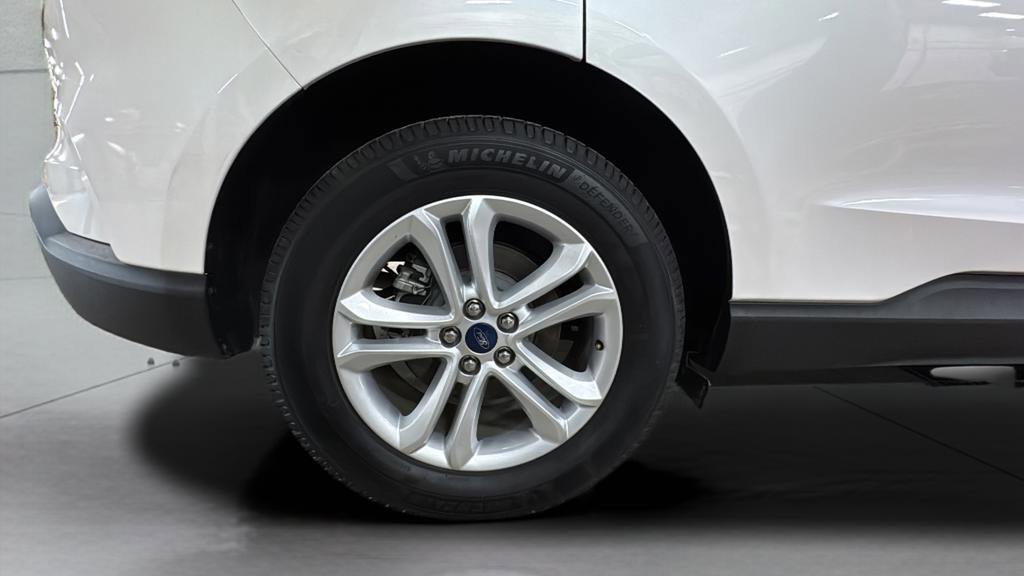 Used 2019 Ford Edge SEL w/ Equipment Group 201A image 15
