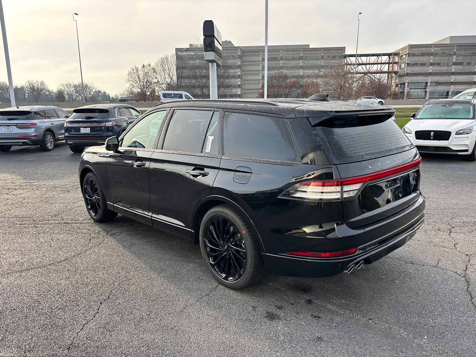 New 2026 Lincoln Aviator Reserve image 5