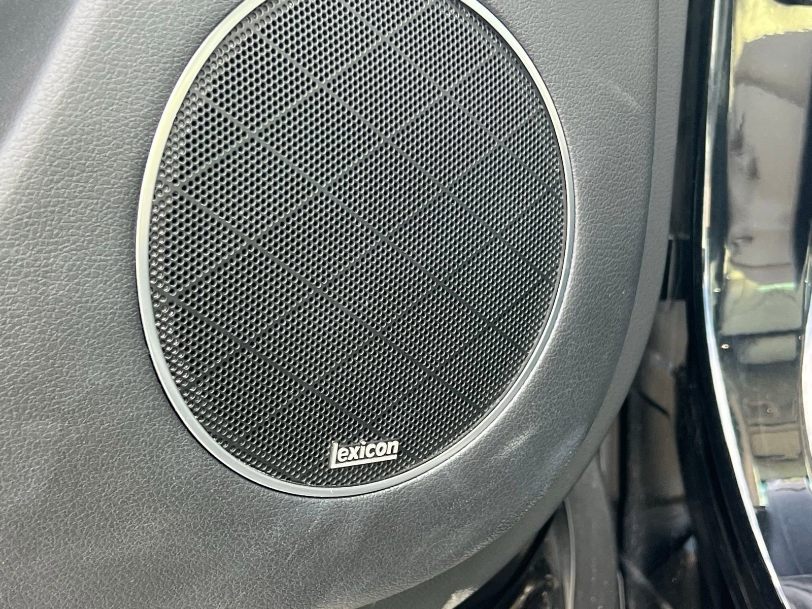 Used 2021 Genesis GV80 2.5T w/ Advanced Package 02 image 28