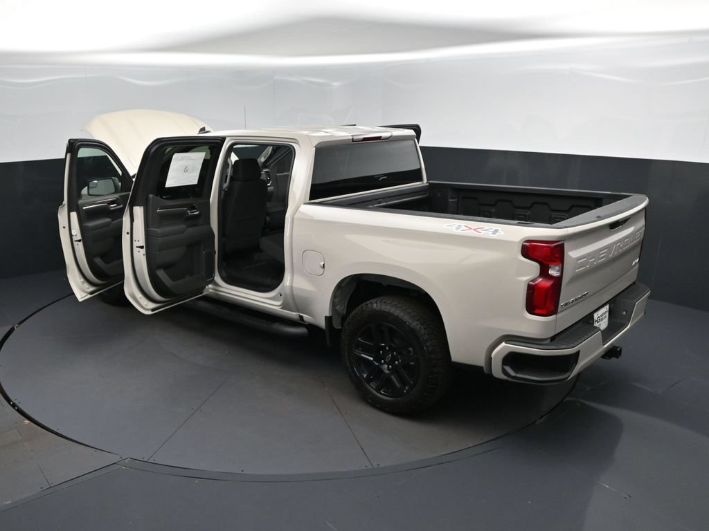 New 2026 Chevrolet Silverado 1500 RST w/ RST Select Package AWD/4WD image 2