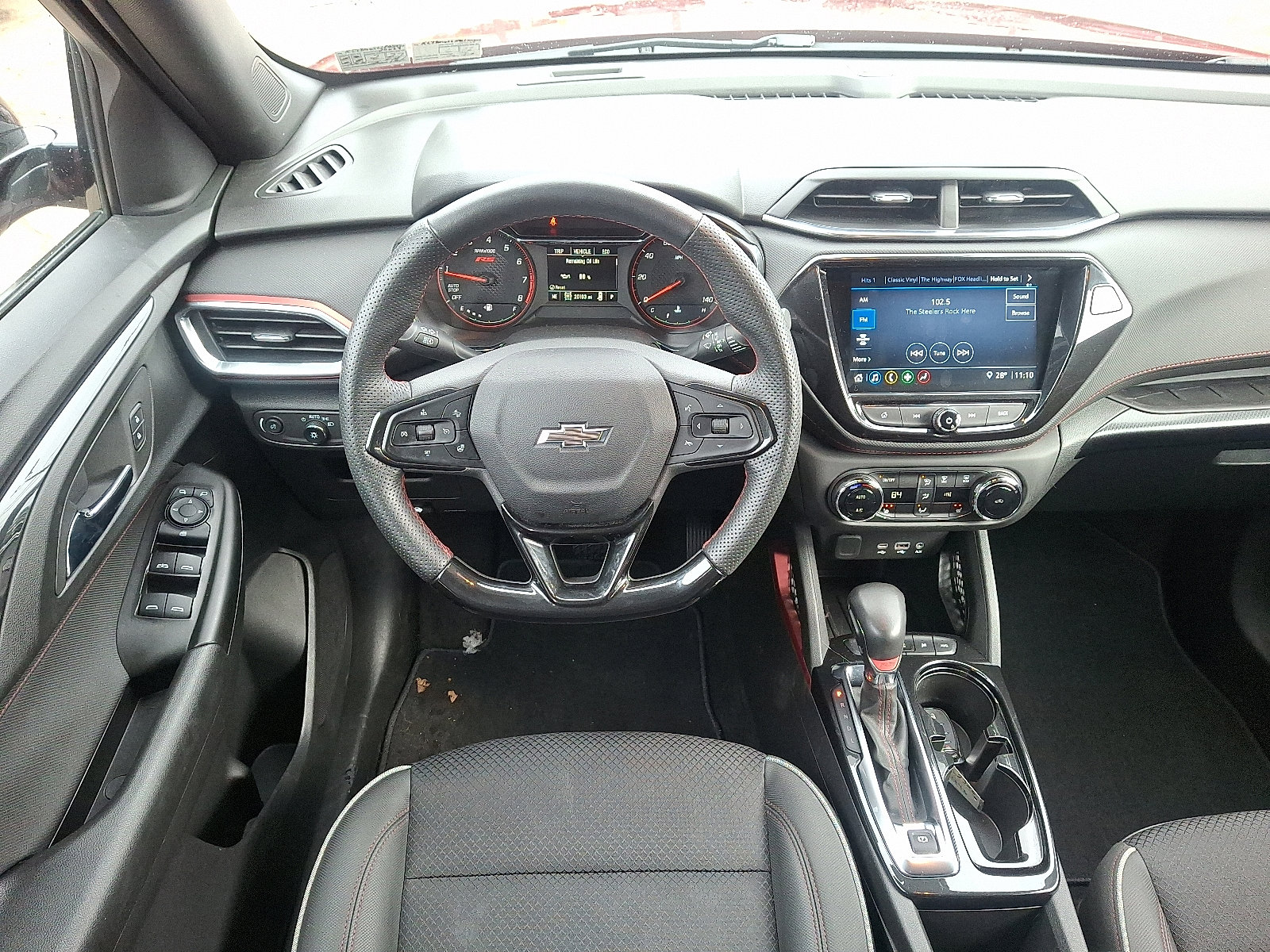 Used 2023 Chevrolet TrailBlazer RS w/ Convenience Package image 11