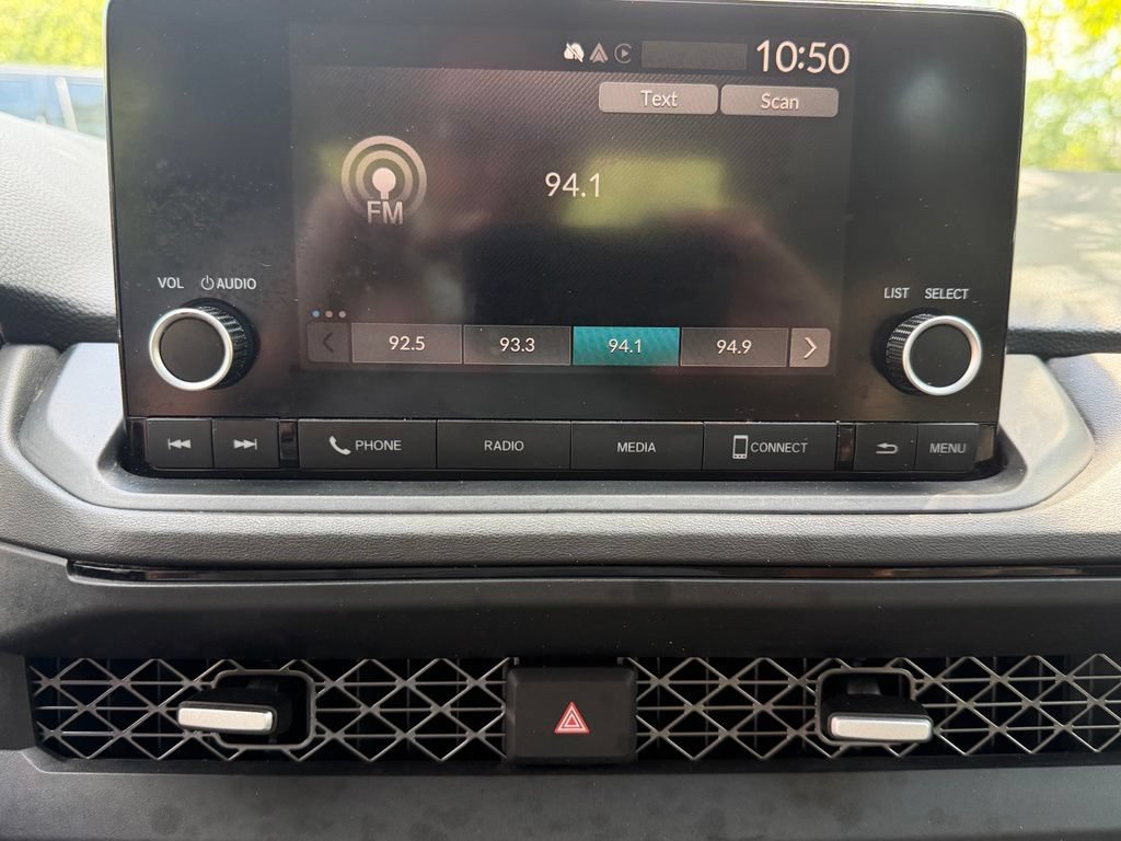Certified 2023 Honda Accord EX image 23