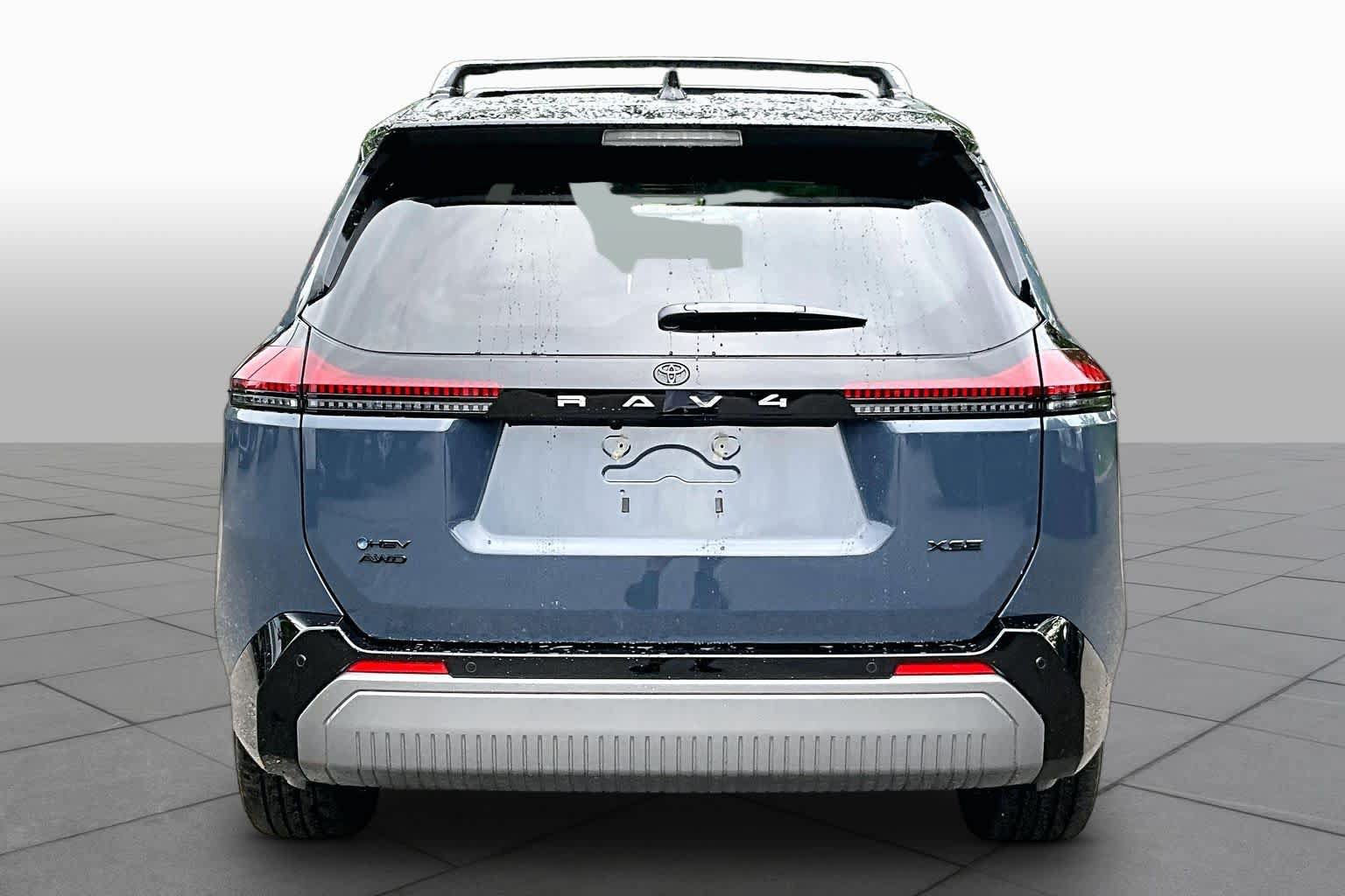 Used 2026 Toyota RAV4 XSE w/ Panoramic Sun Roof Package AWD/4WD image 5