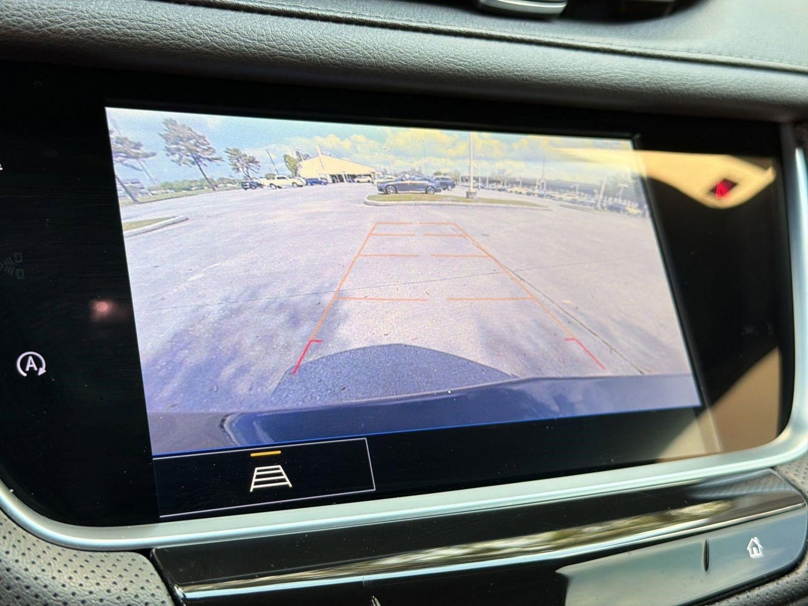 Certified 2025 Cadillac XT5 Luxury w/ LPO, Floor Liner Package FWD image 25