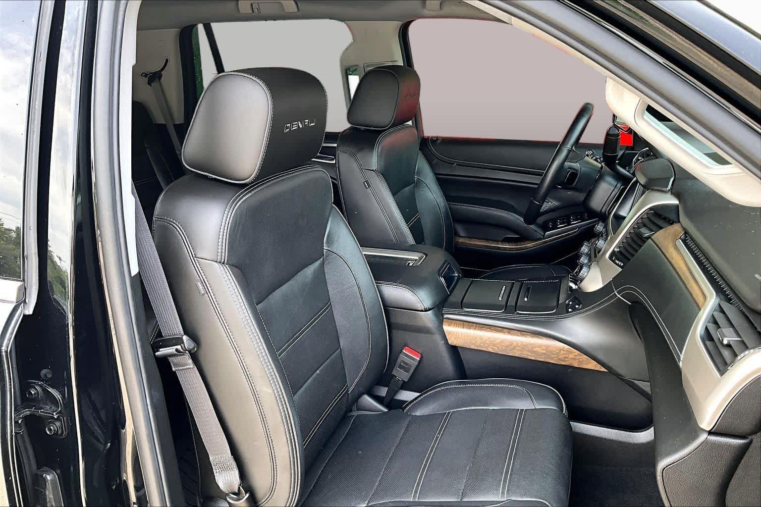 Used 2019 GMC Yukon Denali AWD/4WD image 8