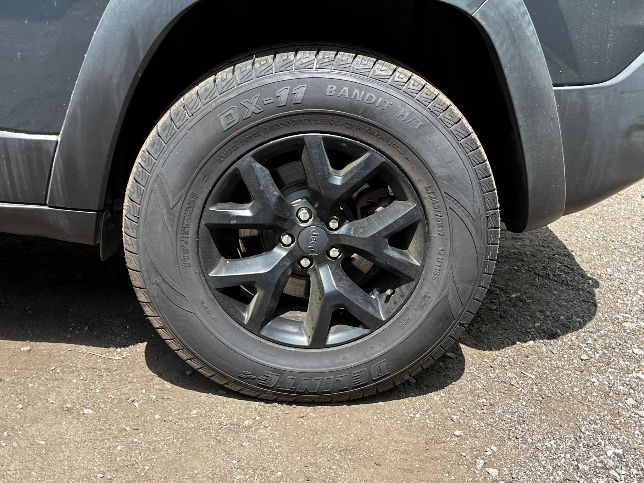 Used 2017 Jeep Cherokee Trailhawk w/ Comfort/Convenience Group image 7